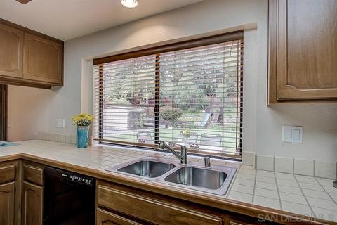 12972 Triumph Dr, Poway, CA 92064 photo 9