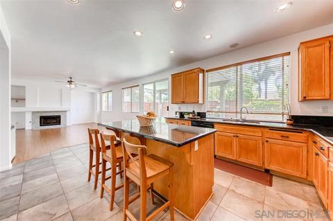 5083 Avocado Park Ln, Fallbrook, CA 92028 photo 8
