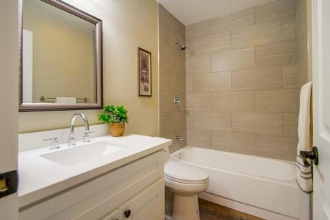 6827 Pear Tree Dr, Carlsbad, CA 92011 photo 17