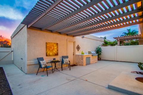 6827 Pear Tree Dr, Carlsbad, CA 92011 photo 21