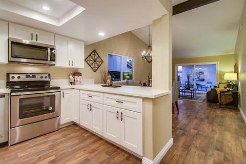 6827 Pear Tree Dr, Carlsbad, CA 92011 photo 9