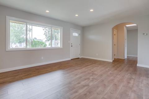 9538 Frascati Way, Santee, CA 92071 photo 4