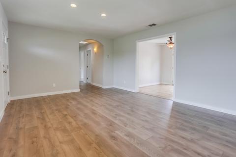 9538 Frascati Way, Santee, CA 92071 photo 3