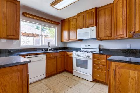 9538 Frascati Way, Santee, CA 92071 photo 11