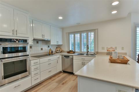 13025 Treecrest St, Poway, CA 92064 photo 10