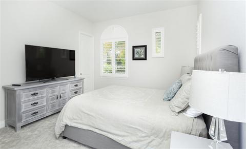 6304 Montecito Dr, Carlsbad, CA 92009 photo 9
