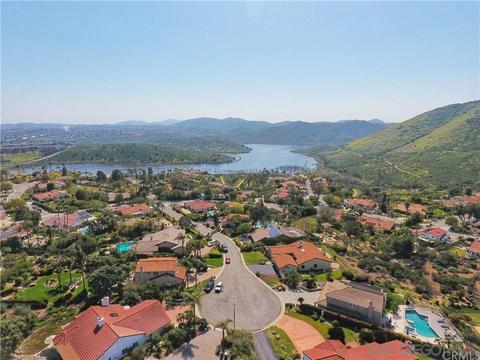 3551 Monte Real, Escondido, CA 92029 photo 2