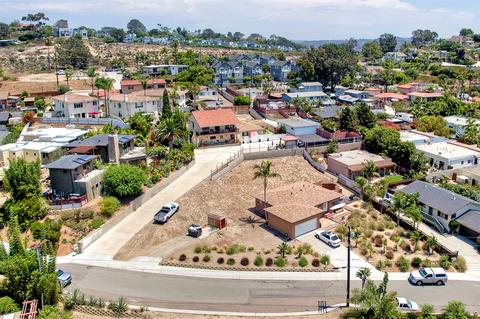 766 Castro St, Solana Beach, CA 92075 photo 1