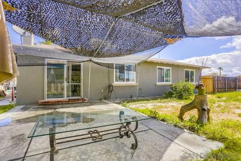 327 Redondo Dr, Oceanside, CA 92057 photo 24