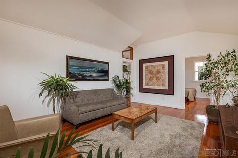 215 N Rios, Solana Beach, CA 92075 photo 3