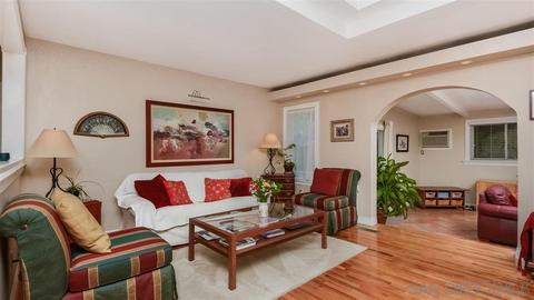 8015 Michelle Dr, La Mesa, CA 91942 photo 4
