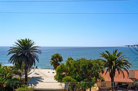 1403 Neptune Ave, Encinitas, CA 92024 photo 2