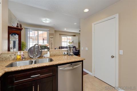 215 River Park Dr #18, Santee, CA 92071 photo 10