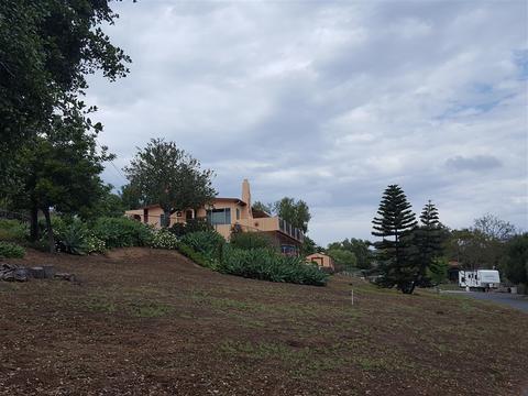 1708 Kent Pl, Vista, CA 92084 photo 1