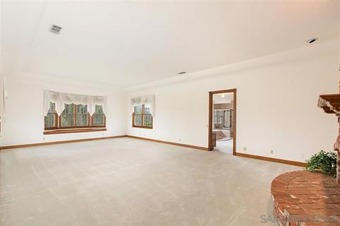 1204 Sugarbush Dr, Vista, CA 92084 photo 16