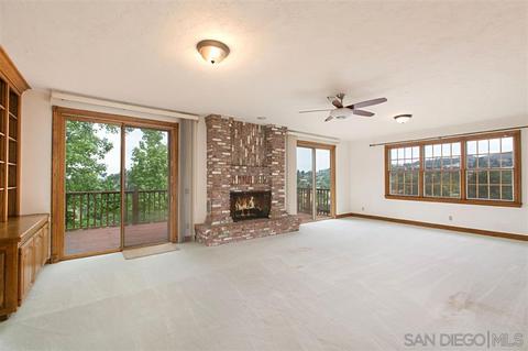 1204 Sugarbush Dr, Vista, CA 92084 photo 13