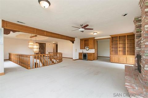 1204 Sugarbush Dr, Vista, CA 92084 photo 14