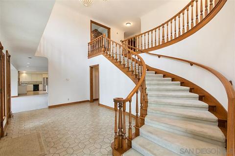 1204 Sugarbush Dr, Vista, CA 92084 photo 11