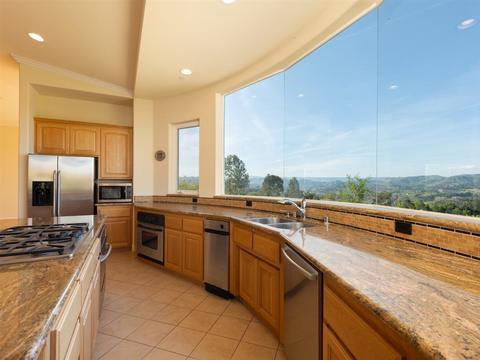 1055 N Stage Coach Ln, Fallbrook, CA 92028 photo 5