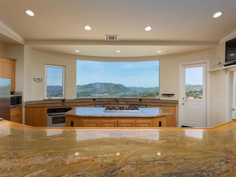 1055 N Stage Coach Ln, Fallbrook, CA 92028 photo 7