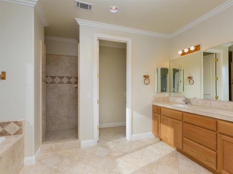 1055 N Stage Coach Ln, Fallbrook, CA 92028 photo 17