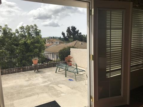 5779 Dartmoor Cir, Oceanside, CA 92057 photo 3
