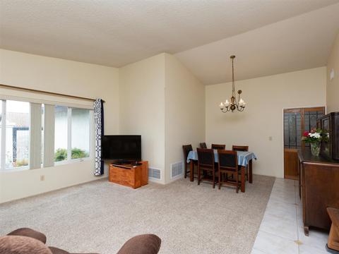 274 Manzanita Dr, Oceanside, CA 92057 photo 11