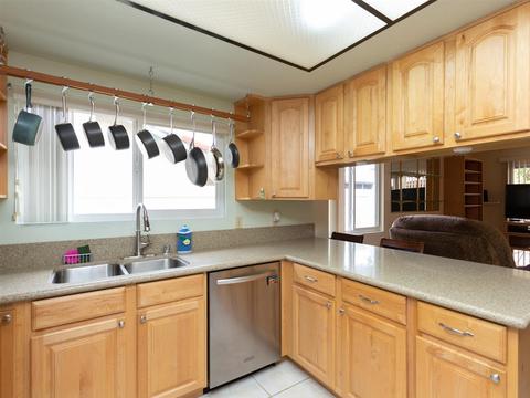 274 Manzanita Dr, Oceanside, CA 92057 photo 8