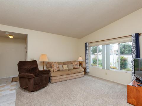 274 Manzanita Dr, Oceanside, CA 92057 photo 10