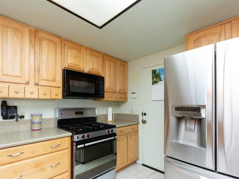 274 Manzanita Dr, Oceanside, CA 92057 photo 9