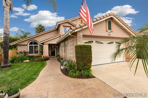 548 Pacesetter St, Oceanside, CA 92057 photo 2