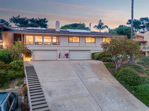 7683 Caminito Coromandel, La Jolla, CA 92037 photo 2