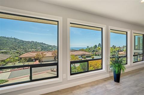 7683 Caminito Coromandel, La Jolla, CA 92037 photo 13