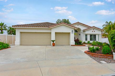 469 Benevente Dr, Oceanside, CA 92057 photo 1