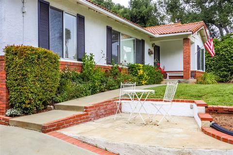 10238 Meadow Glen Way E, Escondido, CA 92026 photo 3
