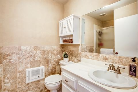 10238 Meadow Glen Way E, Escondido, CA 92026 photo 18