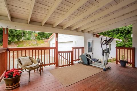 10238 Meadow Glen Way E, Escondido, CA 92026 photo 19