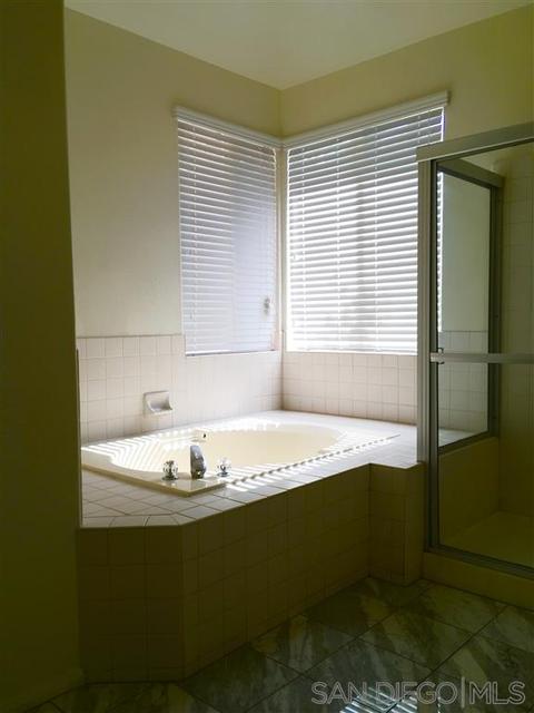794 Marsopa Dr, Vista, CA 92081 photo 9