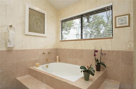 2720 Circle Dr, Escondido, CA 92029 photo 13