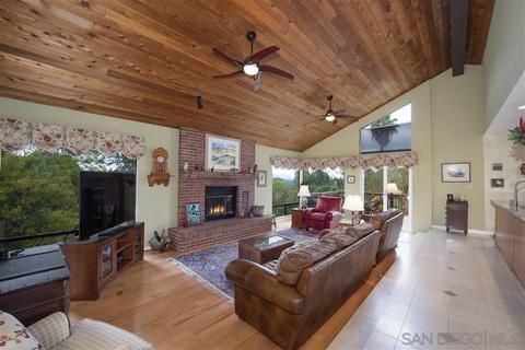 2720 Circle Dr, Escondido, CA 92029 photo 5