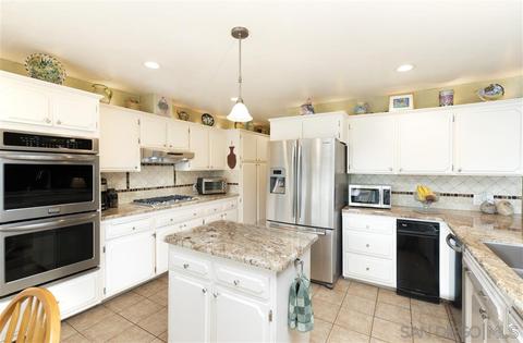 2720 Circle Dr, Escondido, CA 92029 photo 8