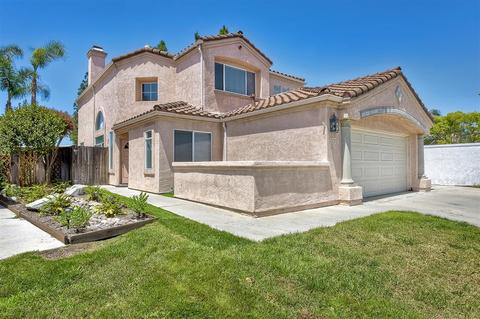 1574 Corte De Mija, Oceanside, CA 92056 photo 1