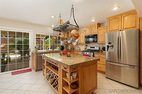 4109 Teresa St, Oceanside, CA 92056 photo 2
