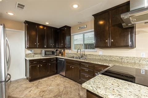 693 Jonathon Pl, Escondido, CA 92027 photo 8