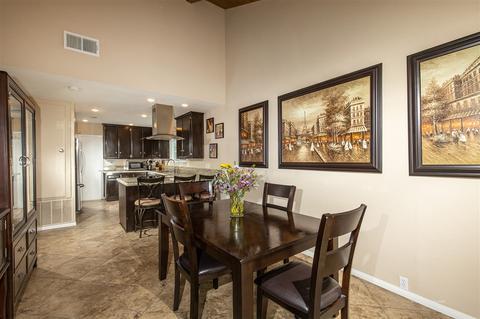 693 Jonathon Pl, Escondido, CA 92027 photo 10