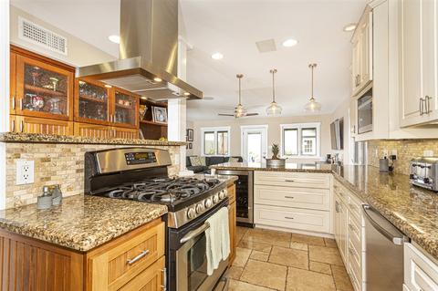 340 I Ave, Coronado, CA 92118 photo 7