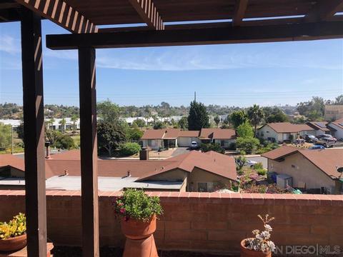 4563 Royal Oak Dr, Oceanside, CA 92056 photo 2