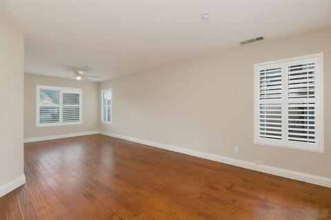 10143 Challenger Cir, Spring Valley, CA 91978 photo 14