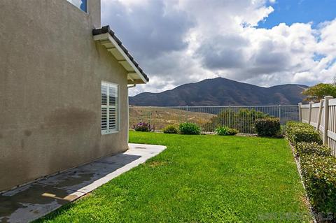 10143 Challenger Cir, Spring Valley, CA 91978 photo 6