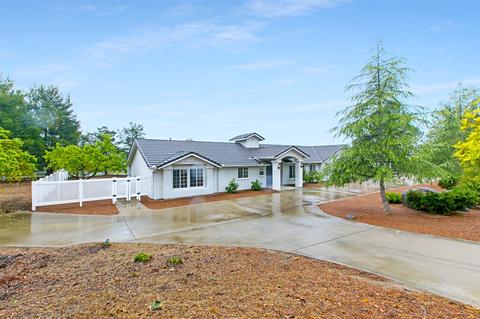 2122 Corte Plata Espuela, Alpine, CA 91901 photo 2
